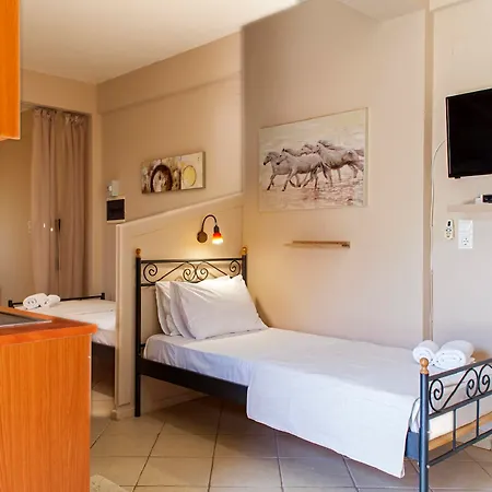 Estate Kares Aparthotel 4*