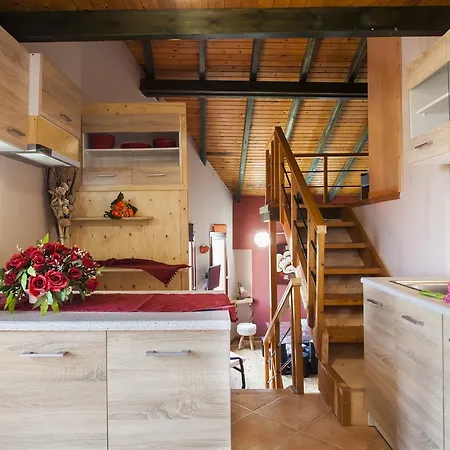 Hotel de apartamente Estate Kares 4*