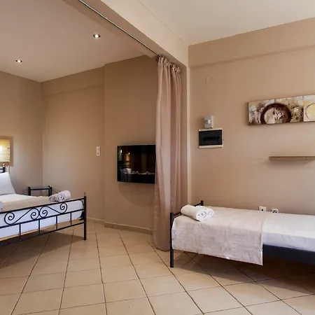 Estate Kares Aparthotel